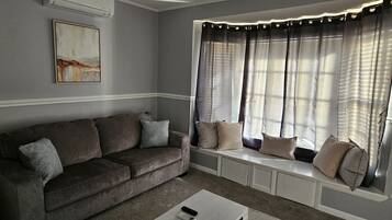 Smart-TV, peis og stereoanlegg