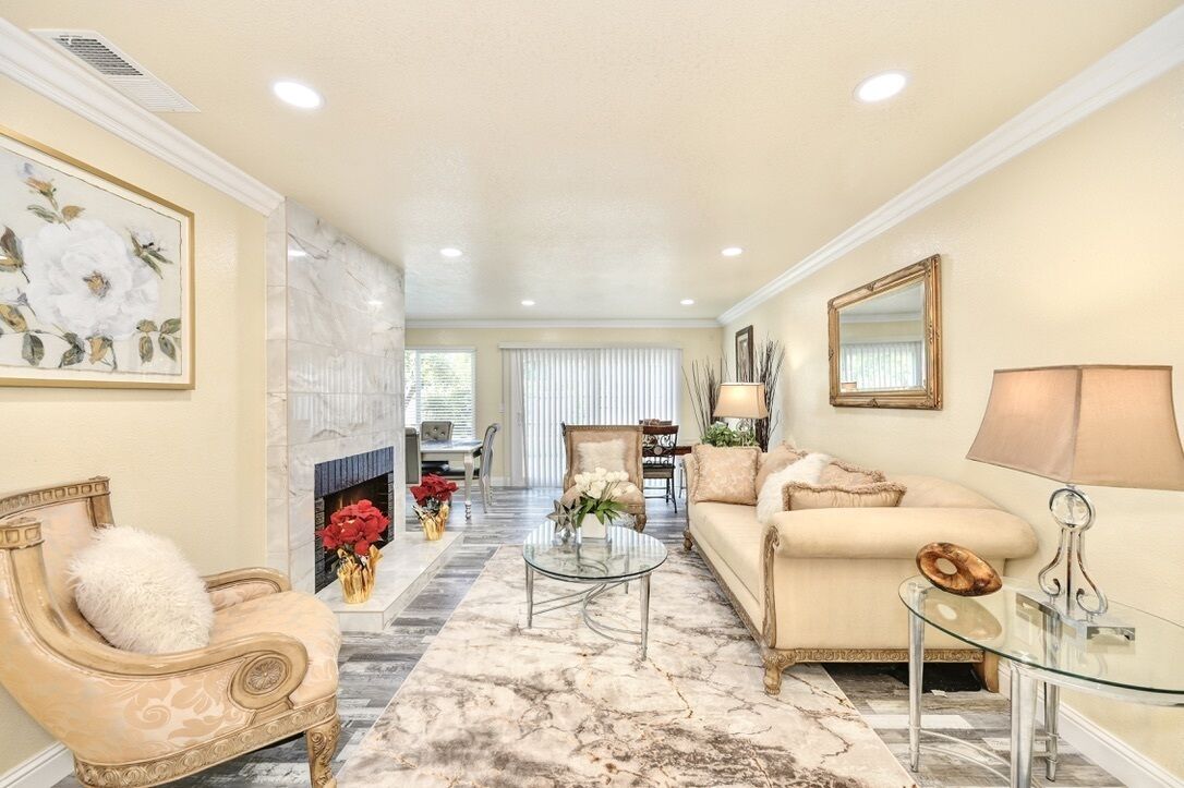 Smart TV, table tennis