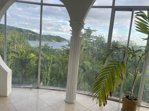 Dreaming in the Sun Getaway