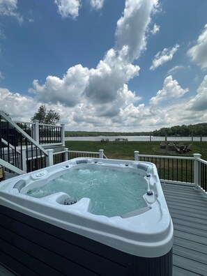 مغطس سبا خارجي