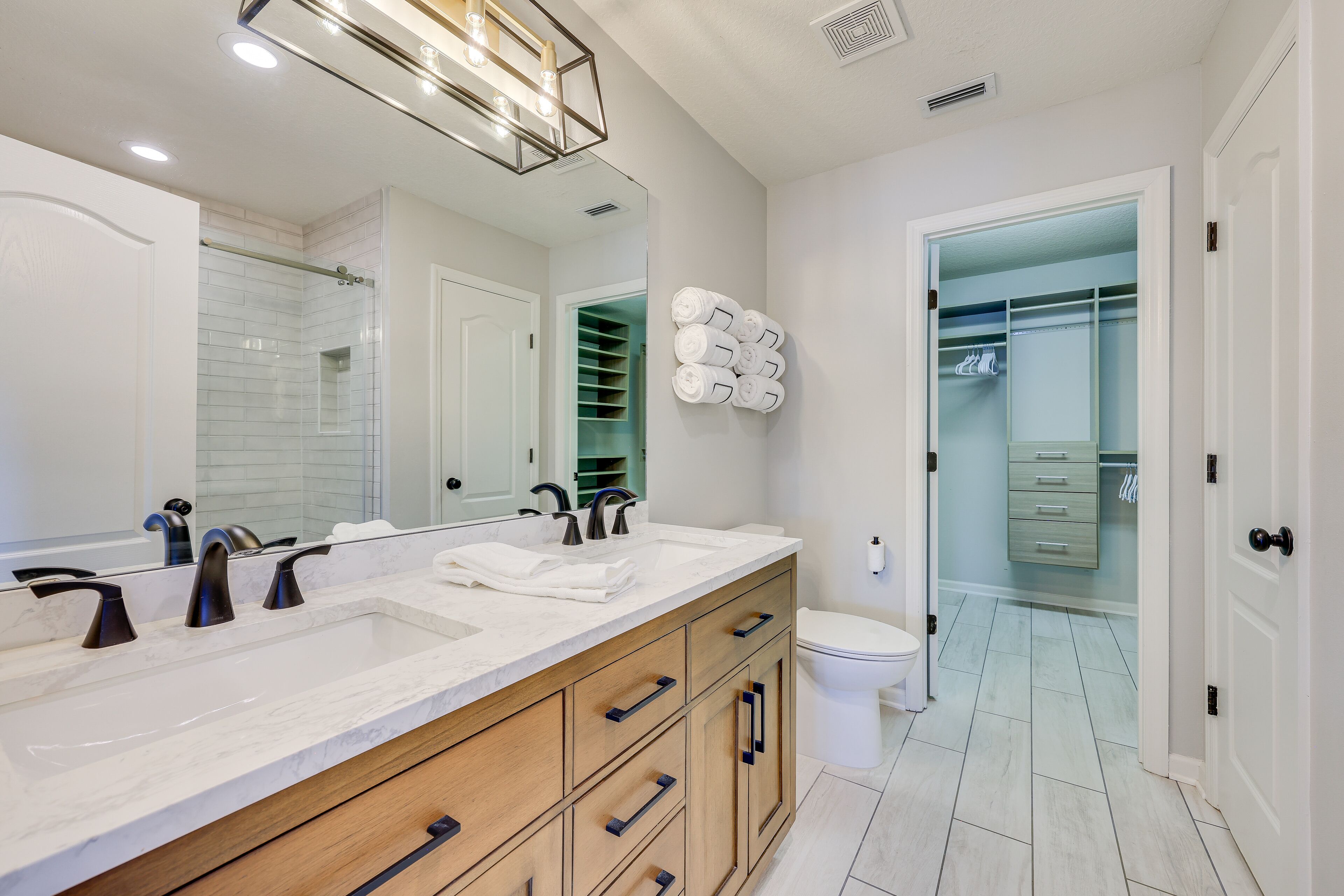 Hair dryer, towels