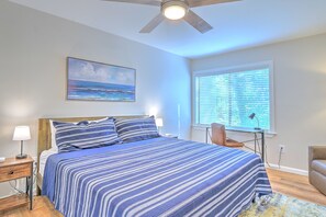 2 bedrooms, iron/ironing board, WiFi, bed sheets - Newly updated in Forest Gardens (Hilton Head Island)