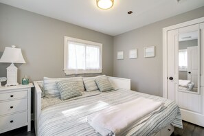 3 chambres, bureau, fer et planche à repasser, accès Internet