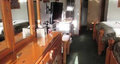 The Woodsman Country Lodge