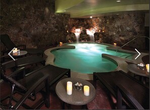 Spa - Grand Lodge Peak 7 Breckenridge Condo One Bedroom Nov 25-Dec 2 WEEK  (Breckenridge)