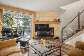 Smart TV, fireplace, table football, ping pong