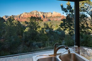Interior - Luxury Uptown Sedona home w UNBLOCKABLE views (Sedona)