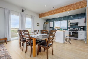 Fridge, microwave, oven, stovetop - Newly renovated Barnhouse on 13 acres brings you a modern feel to your retreat. (Grand Junction)