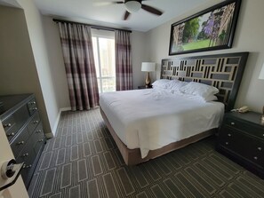 3 bedrooms, iron/ironing board, WiFi, bed sheets - SUPERBOWL WEEKEND
Grand Desert Resort convenient to the heart of the strip (Las Vegas)