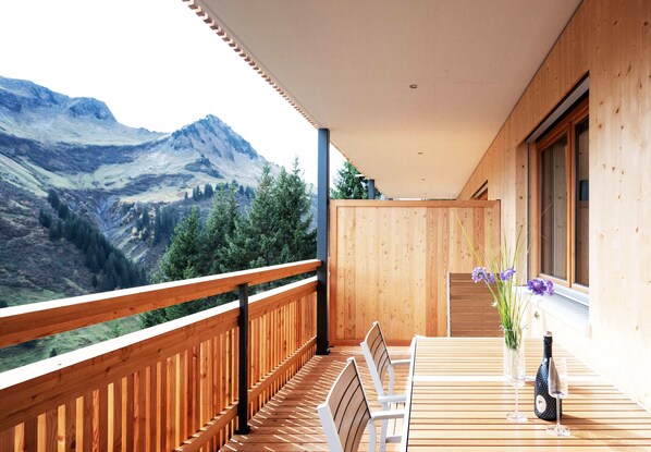 Property grounds - Landhaus Damüls - mountain view #06 (Damüls)