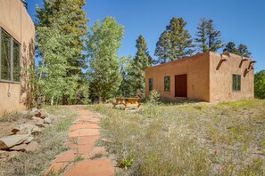 Exterior - Serene Amalia Cabin w/ Deck & Mountain Views (Amalia)