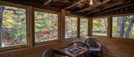 المنشأة من الداخل