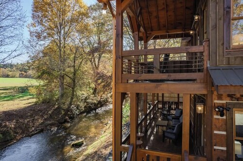 Cabin on Water  Scenic Fly Fishing Firepit Games