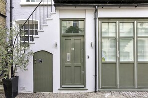 Basic House, 1 King Bed with Sofa bed | Exterior - Luxury Loft-style Mews House (London)