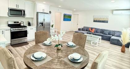 40% OFF Upland 2 Master Beds W/ Yard - Close To Airport, Hospitals & Colleges