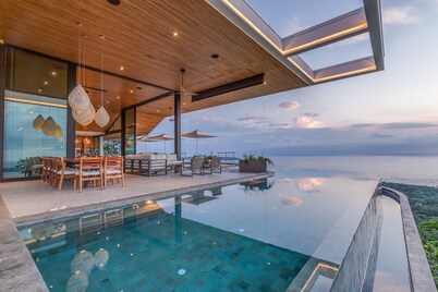 Best Ocean View Luxury Villa with Infinity Pool 