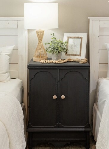 Cozy Home in Montgomery Near Wedding Venues 