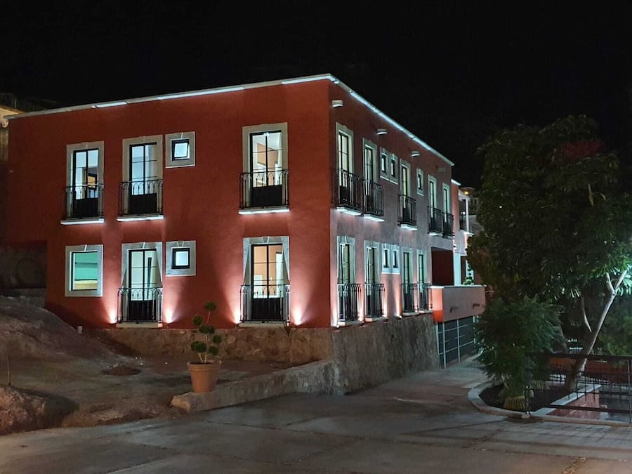 Fachada da propriedade