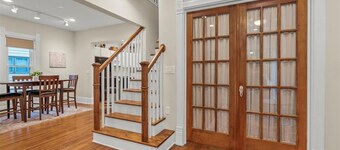 Cedar Falls Gem: Vintage Home With Modern Comforts Near Historic Downtown!