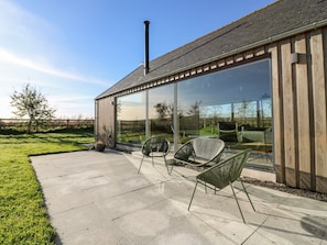 Cottage | Property grounds - The Lodge (Westhill)