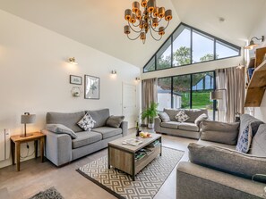 Fireplace - Shearwater Lodge (Bamburgh)