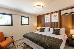 1 bedroom, in-room safe, iron/ironing board, free WiFi