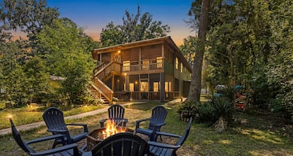 Riverfront Cabin, Ichetucknee River