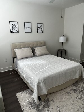 Room - Peaceful Journeys Awaits (Kearny)