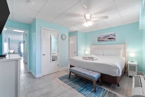 Bügeleisen/Bügelbrett, Reisekinderbett, kostenloses WLAN, Bettwäsche