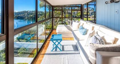 Clifftop Sanctuary - Hekerua Bay Sea Views