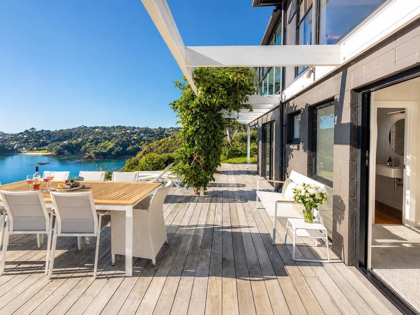 Outdoor entertaining area with BBQ