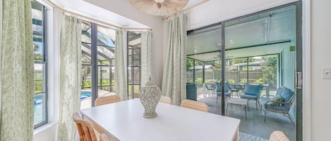 تناول الطعام