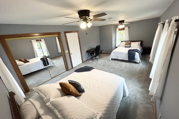 5 bedrooms, desk, iron/ironing board, free WiFi