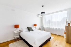 2 Schlafzimmer, Schreibtisch, WLAN, Bettwäsche