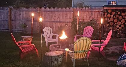 Family House closet to Motor sport, firepit, B.B.Q. and pet friendly.