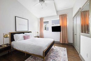 3 chambres, fer et planche à repasser, Wi-Fi gratuit, draps fournis