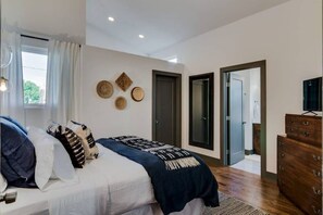 6 soverom, strykejern/-brett, wi-fi (inkludert) og sengetøy