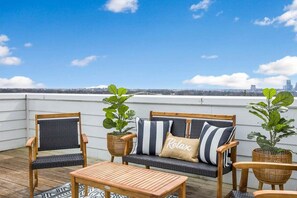 Property grounds - ~ Rooftop lounge ~ 4 bed ~ Sleeps 10! (Nashville)