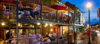 The Black & White House of Memphis