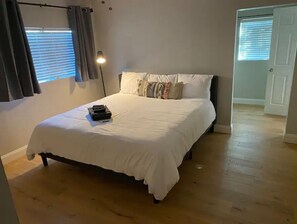 4 bedrooms, WiFi, bed sheets