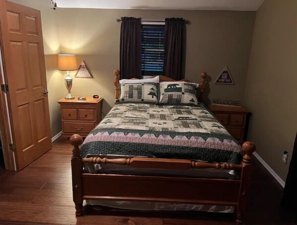 2 bedrooms, desk, iron/ironing board, free WiFi