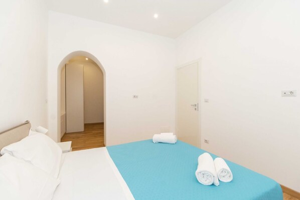 2 chambres, fer et planche à repasser, Wi-Fi