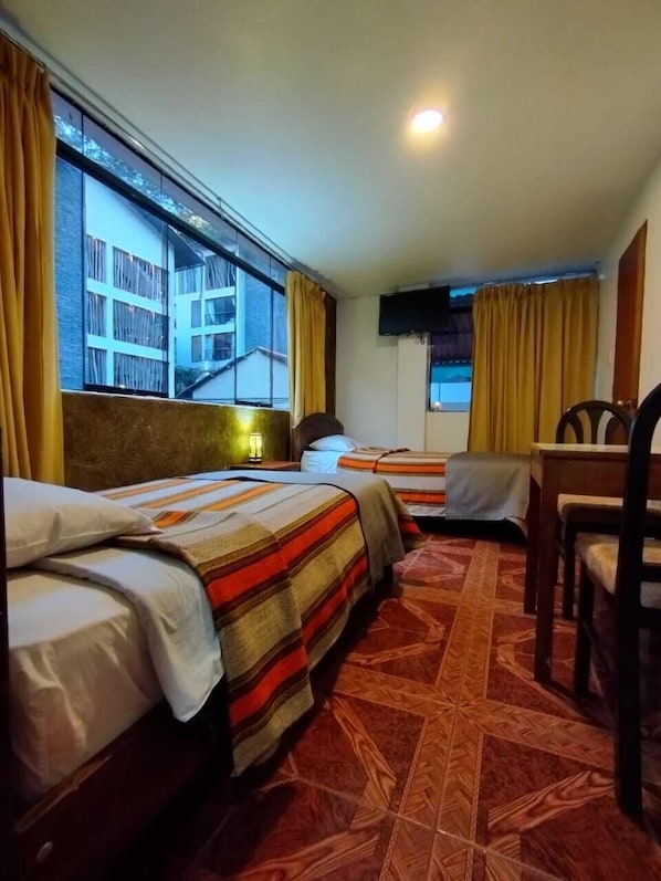 Habitación Confort con 2 camas individuales | Wifi gratis