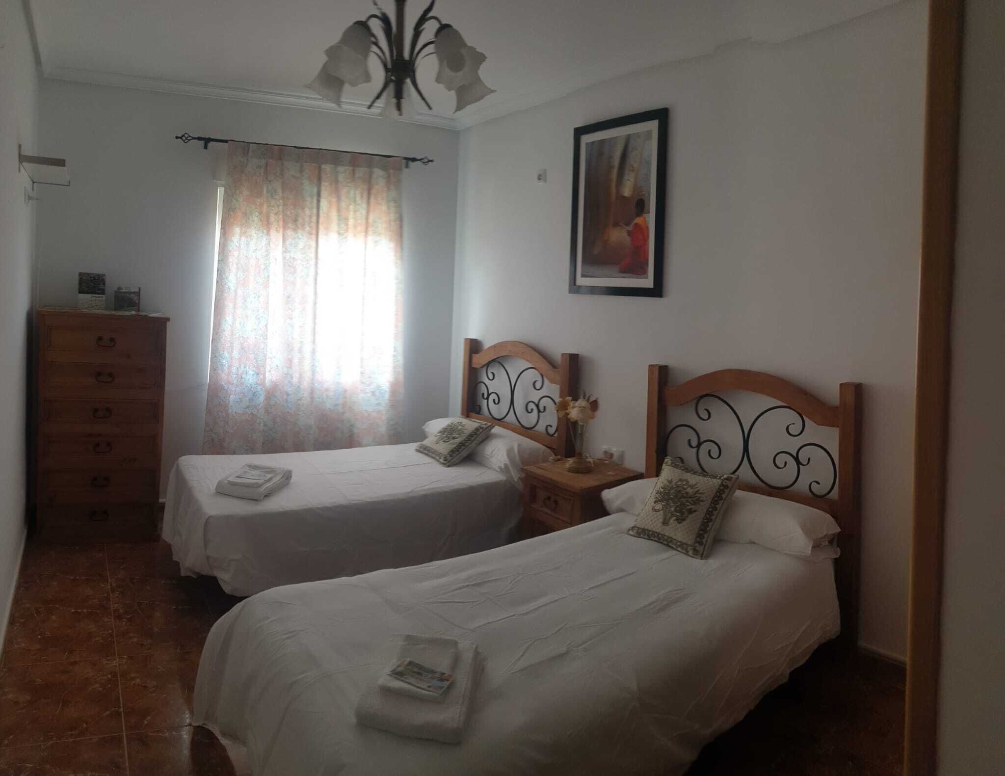 4 Schlafzimmer, Bügeleisen/Bügelbrett, kostenloses WLAN, Bettwäsche