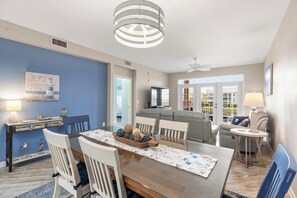 Smart-TV, Bücher, Musikbibliothek