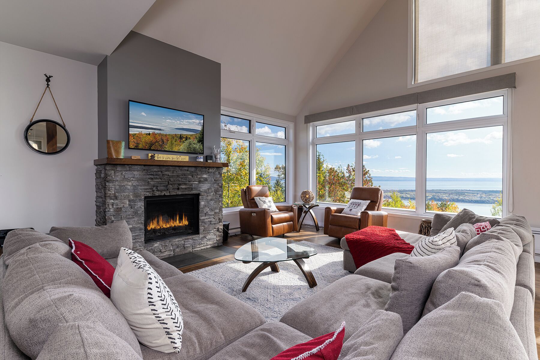 智能电视、壁炉