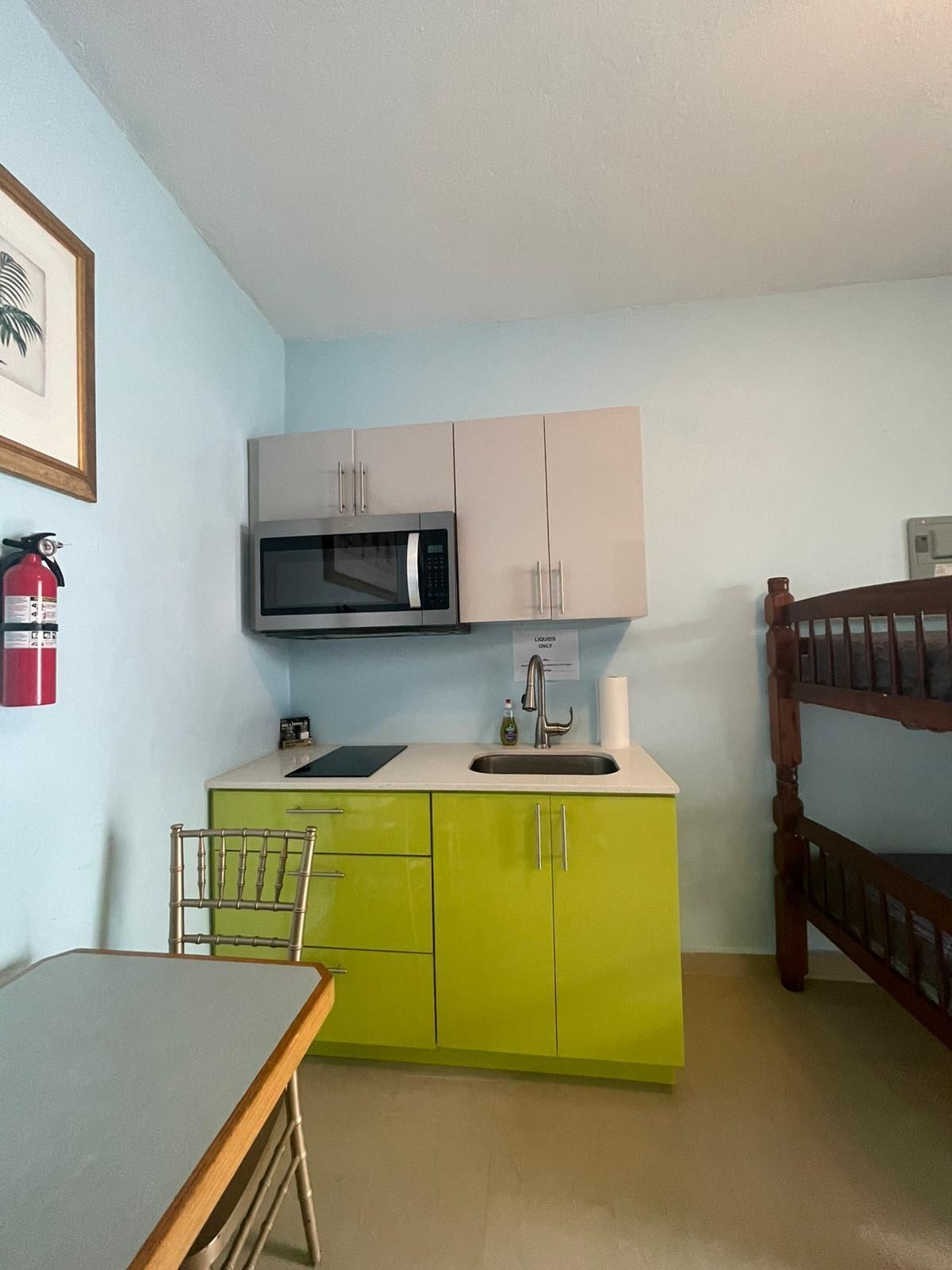 Near Beach, Private Studio-Full Bath & Kitchenette, San Juan, Puerto ...