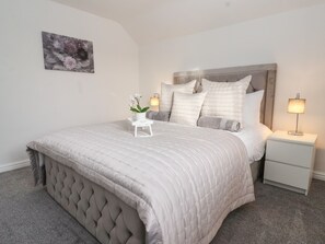 Cottage | 1 bedroom, individually decorated, individually furnished, free WiFi - The Coastal Hideaway (Hornsea)