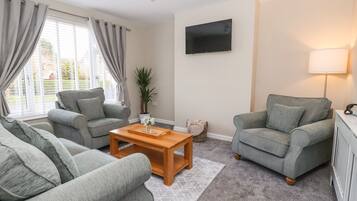 Cottage | Living area