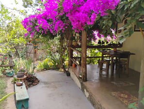 Outdoor dining - Acasahospedaria na Estrada Real (Extração)
